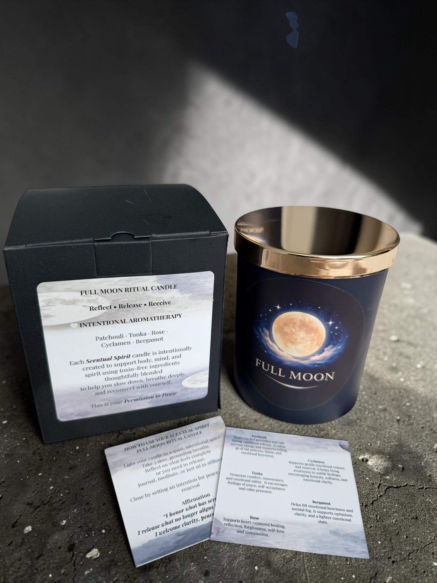 Full Moon Aromatherapy candle with Full Moon Ritual Guidance and Affirmations